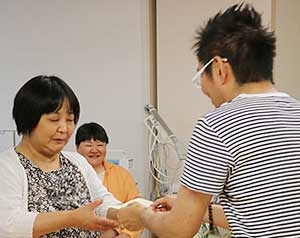 修了証の授与式